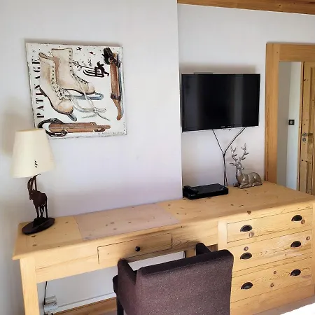 Spacieux 4 Pieces, 3 Ch., Parking Et Wifi, Centre Des Gets - Fr-1-598-126 Apartment